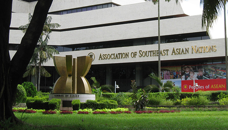 Asia-Europe Institute (AEI), Centre for Asean Regionalism (CARUM) and ASEAN Headquarters