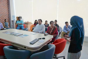 Dr. Sameer Kumar, Senior Lecturer of Asia-Europe Institute delivered a special talk at MRC
