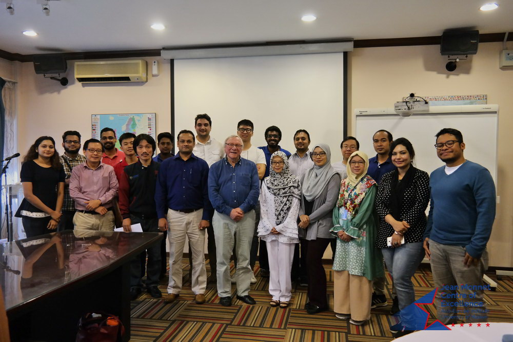 Report: Comparative Regionalism Workshop 2018: Bridging Regional Knowledge