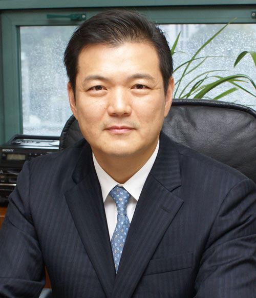 Professor Lee Jung Hoon
